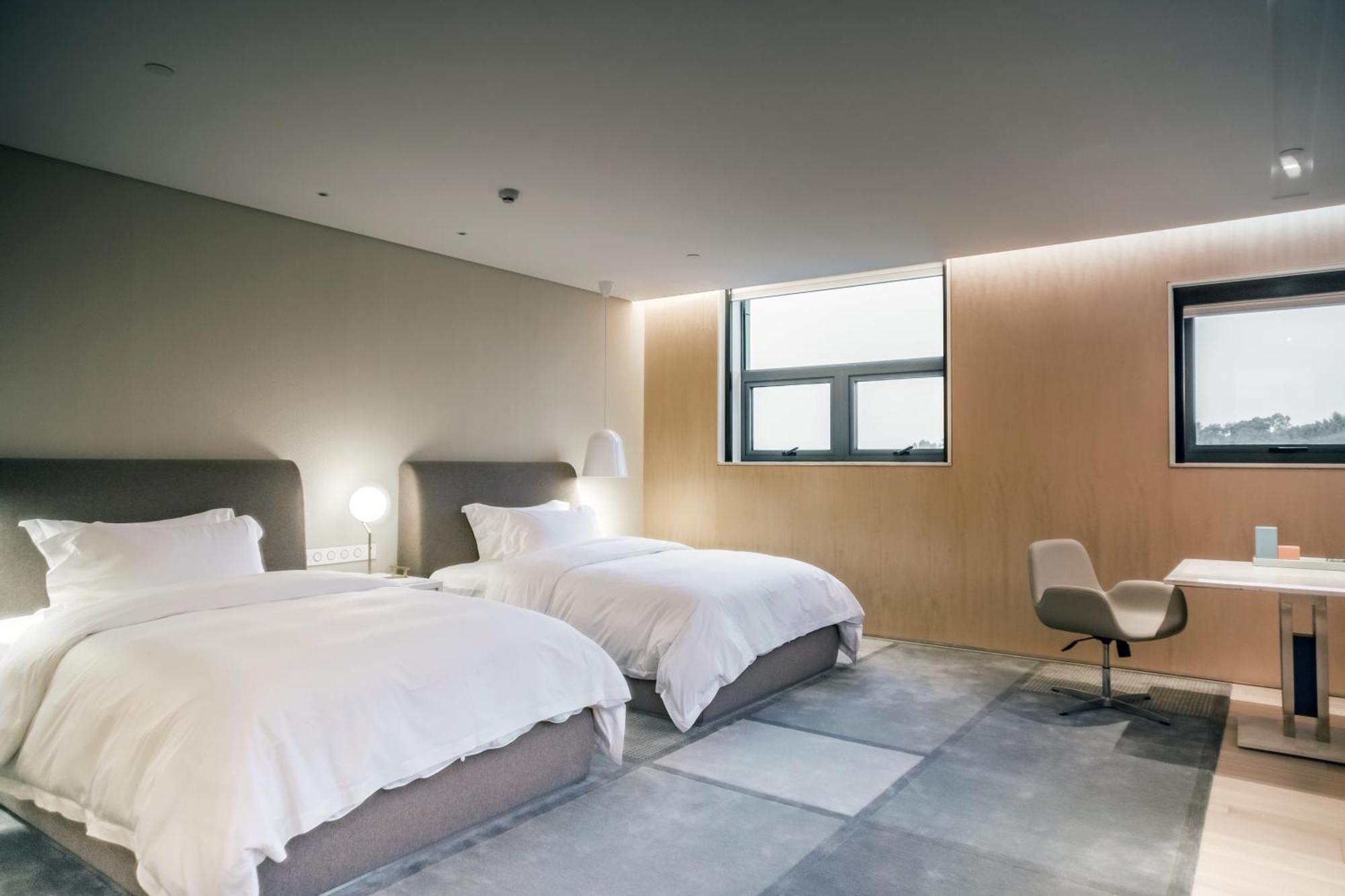 The Sifang Hotel Nanjing, Autograph Collection นานกิง ภายนอก รูปภาพ